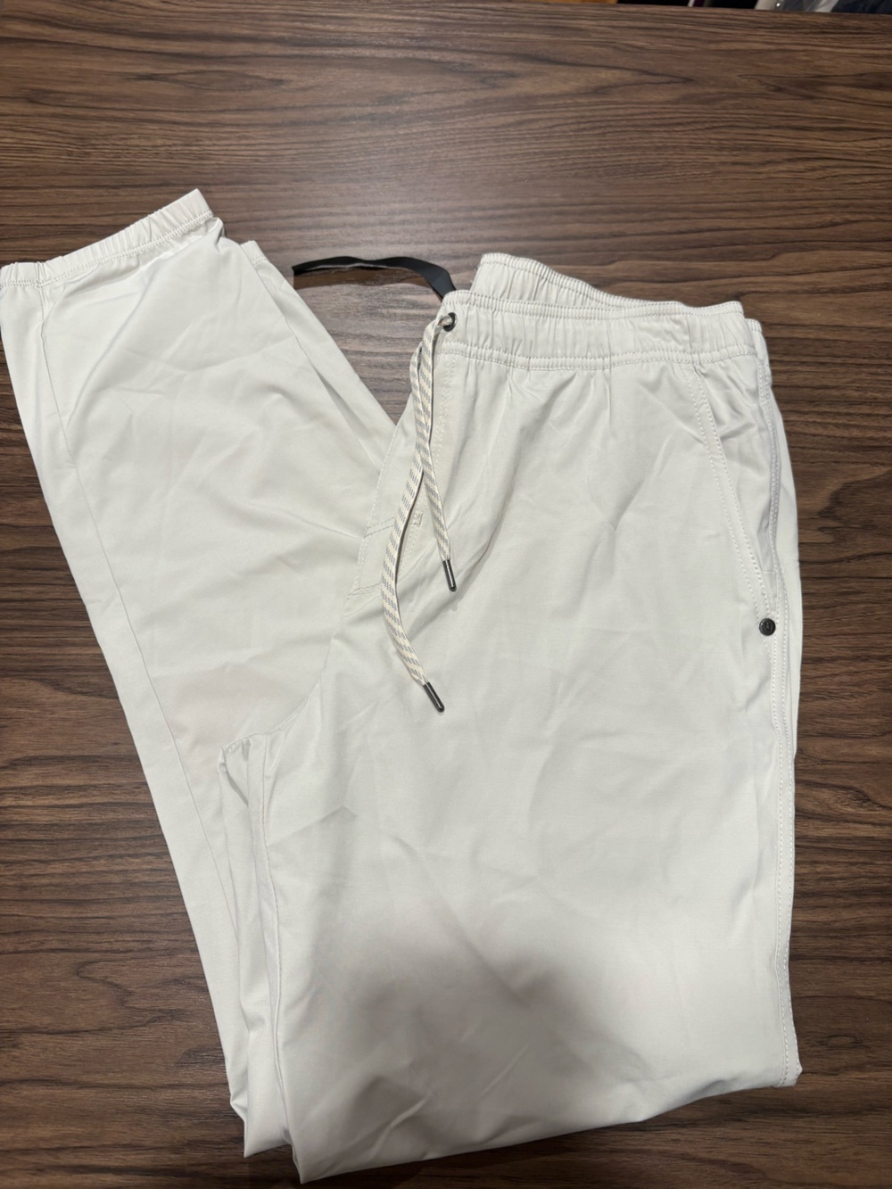 Vuori tan Men's Jogger Pants